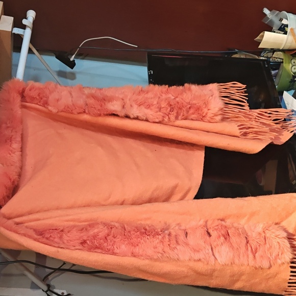 Orange Wool And Rabbit Fur Wrap - Picture 2 of 3